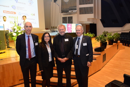 Asiantuntemusta. Rakennusten energiaseminaarissa kuultiin tänkin vuonna ulkomaisia puheenvuoroja. Yhteiskuvassa Ivo Martinac, Natasa Nord, Bjarne W. Olesen ja Olli Seppänen.