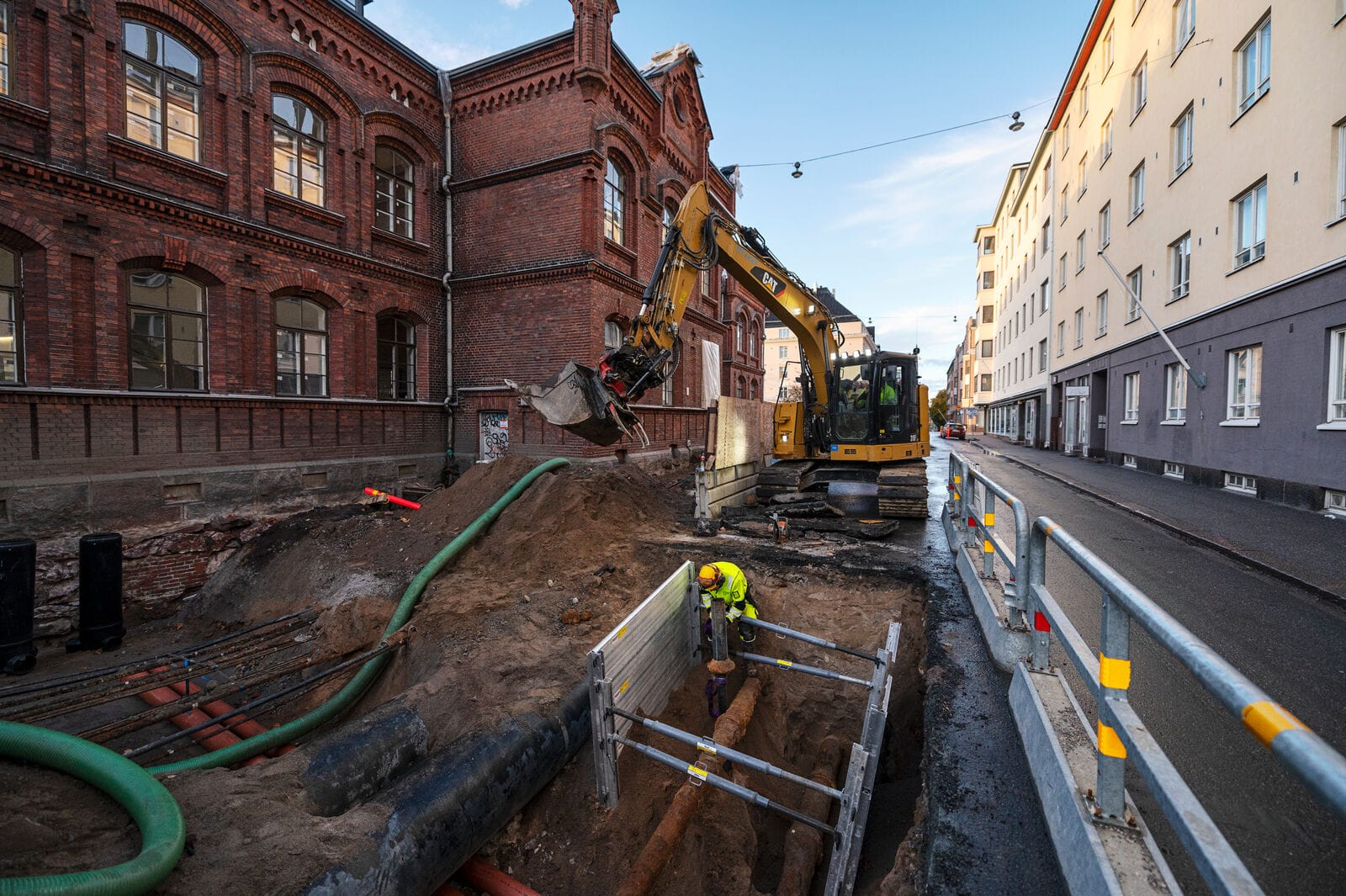 Vesihuollon liitostyömaa. Kuva: HSY